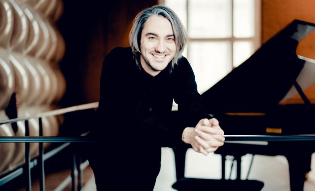 Alexander Gadjiev