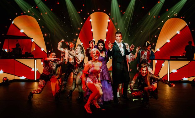 This is THE GREATEST SHOW!